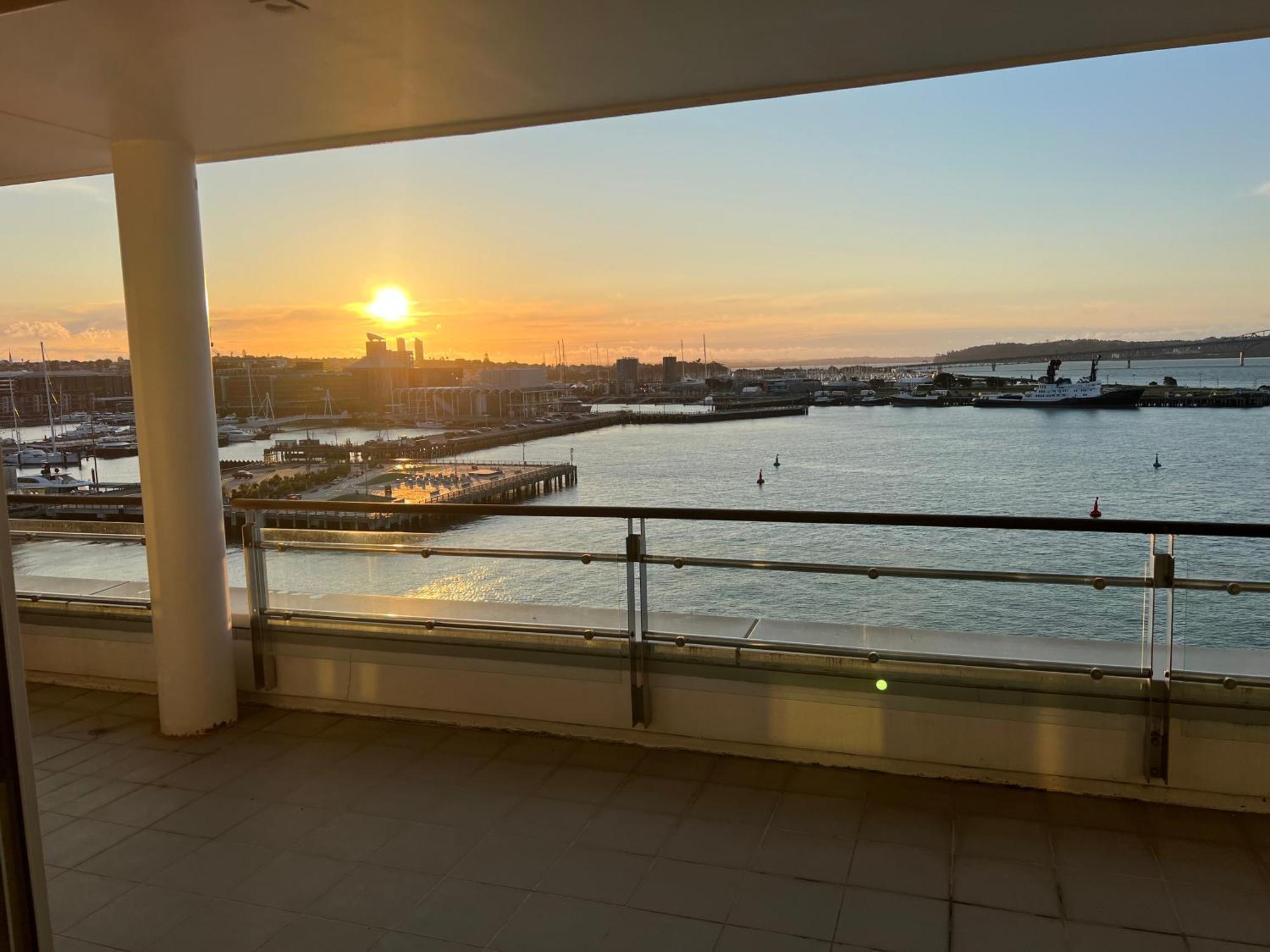 Waterfront Seaview Hotel Apartment - Same Building Block As Auckland Hilton Exteriér fotografie