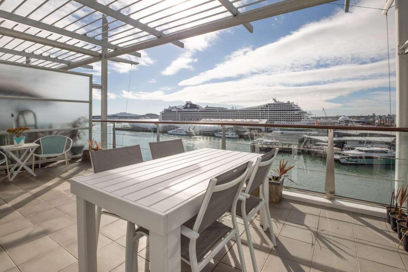 Waterfront Seaview Hotel Apartment - Same Building Block As Auckland Hilton Exteriér fotografie